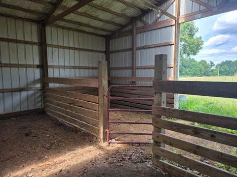 Tiny photo for 2035 Mount Hebron Road, Makanda, IL 62958 (MLS # 12687686)