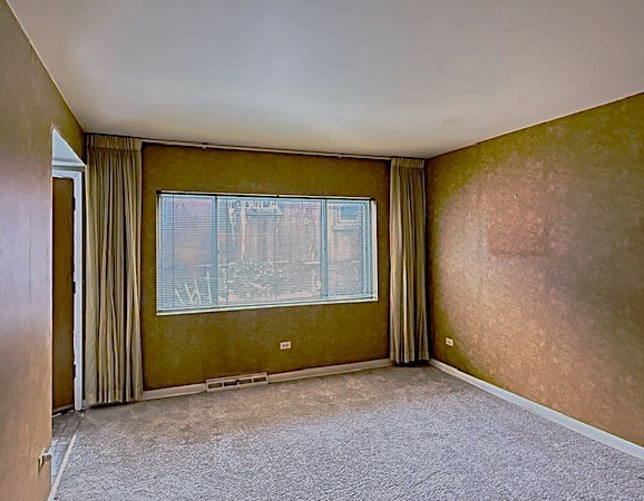 7338 C N Winchester Avenue