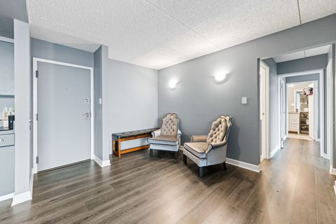 Tiny photo for 2005 S Finley Road #1102, Lombard, IL 60148 (MLS # 12480881)