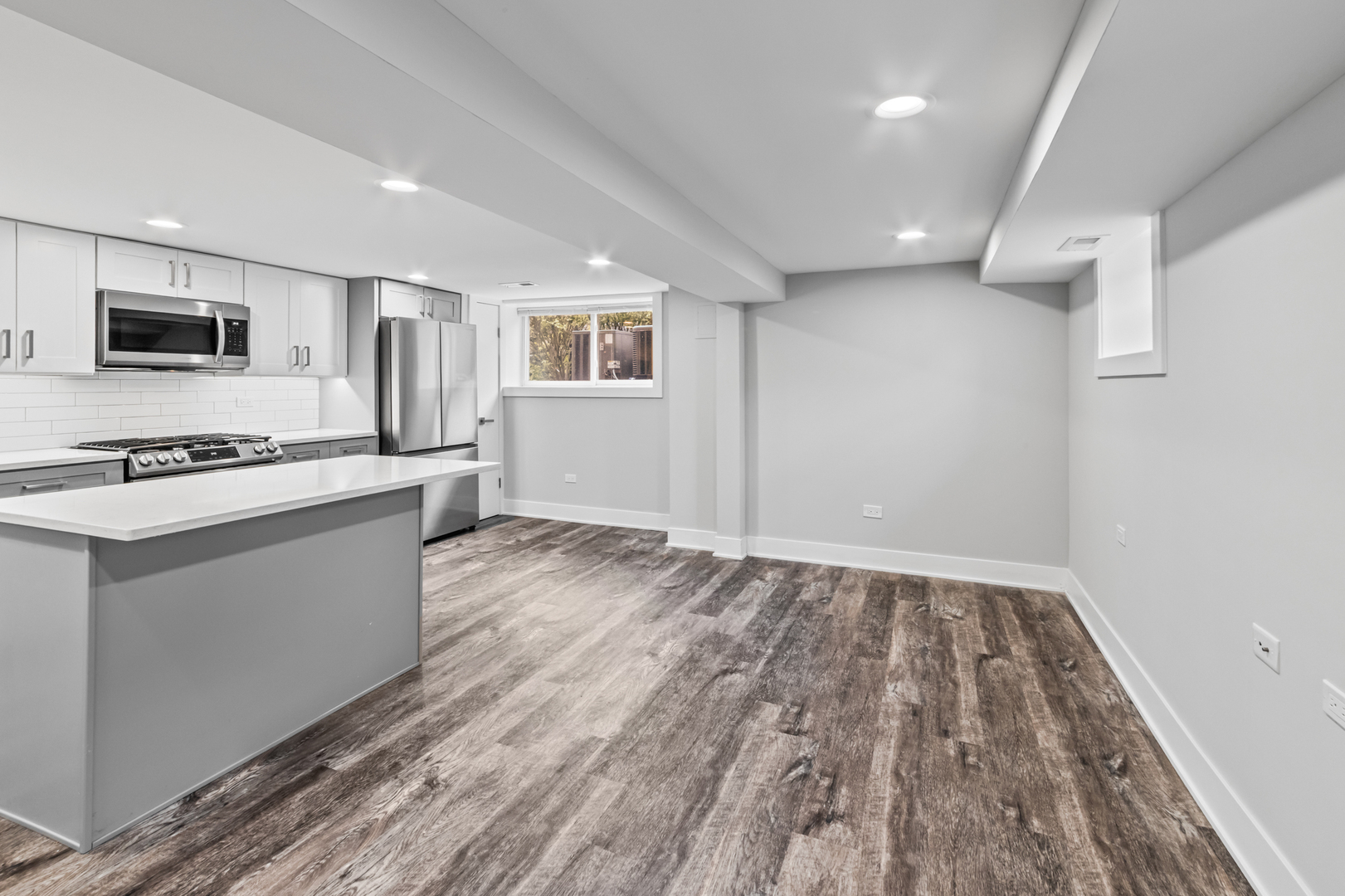 2144 W Shakespeare Avenue GDN