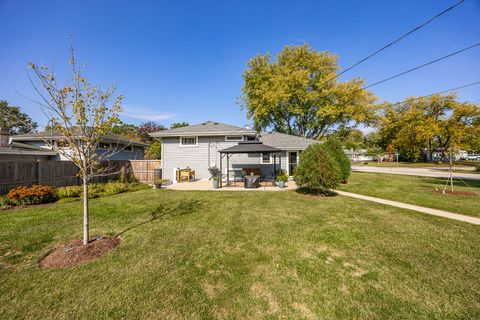 Tiny photo for 723 Inverness Road, Lisle, IL 60532 (MLS # 12496438)
