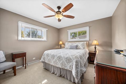 Tiny photo for 723 Inverness Road, Lisle, IL 60532 (MLS # 12496438)