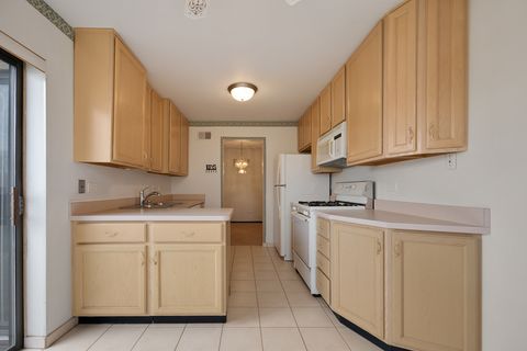 Tiny photo for 854 E Carriage Lane #8, Palatine, IL 60074 (MLS # 12603203)