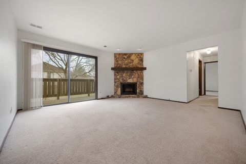 Tiny photo for 854 E Carriage Lane #8, Palatine, IL 60074 (MLS # 12603203)