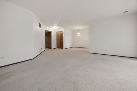 Tiny photo for 854 E Carriage Lane #8, Palatine, IL 60074 (MLS # 12603203)