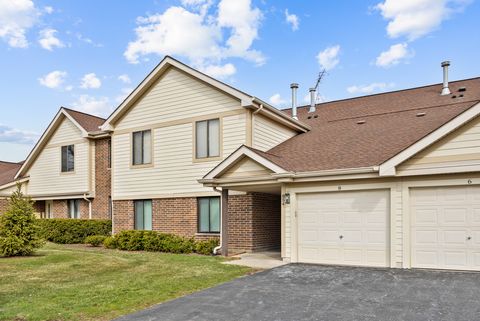 Tiny photo for 854 E Carriage Lane #8, Palatine, IL 60074 (MLS # 12603203)