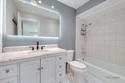 Tiny photo for 3300 N Carriageway Drive #317, Arlington Heights, IL 60004 (MLS # 12532035)