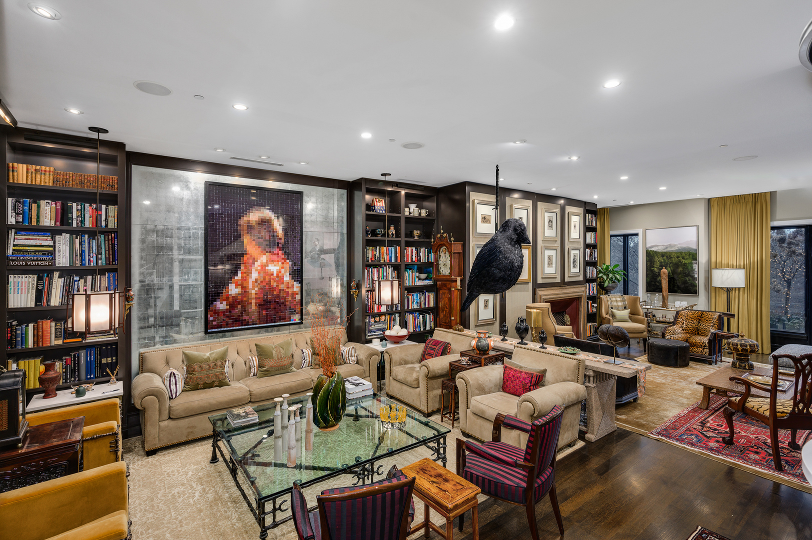 2124 N Lincoln Park West