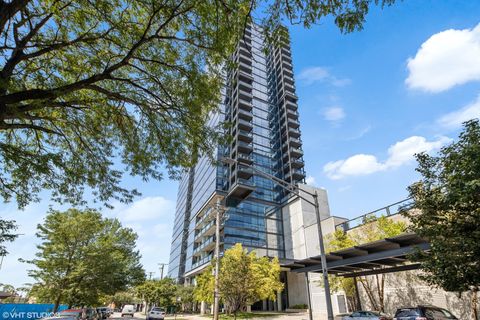 Photo of 860 W Blackhawk Street #204, Chicago, IL 60642 (MLS # 12515487)