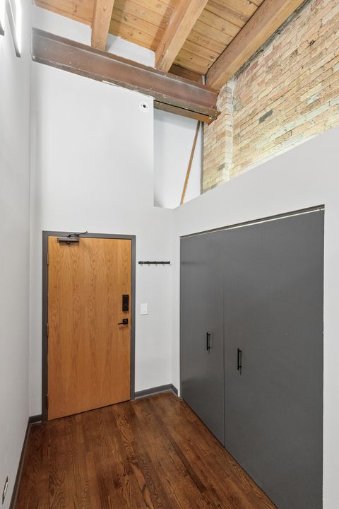 Tiny photo for 1733 W IRVING PARK Road #213, Chicago, IL 60613 (MLS # 12600070)