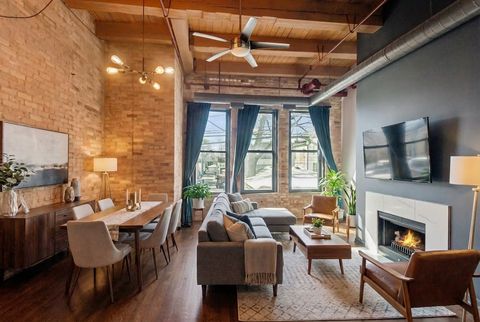 Tiny photo for 1733 W IRVING PARK Road #213, Chicago, IL 60613 (MLS # 12600070)