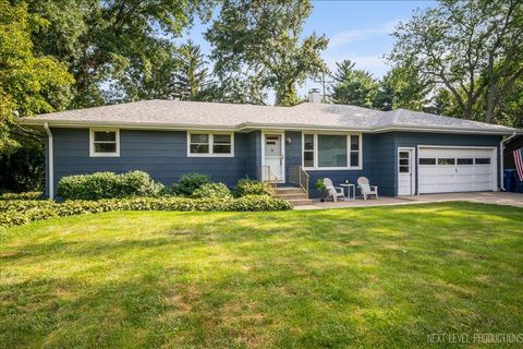 Photo of 634 Considine Road, Geneva, IL 60134 (MLS # 12440854)