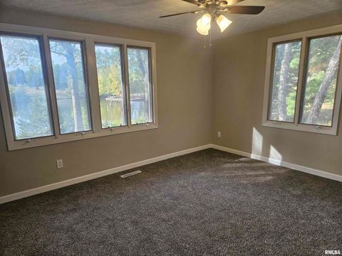 Tiny photo for 11799 E Webb Road, Mt Vernon, IL 62864 (MLS # EB460182)