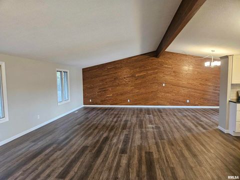 Tiny photo for 11799 E Webb Road, Mt Vernon, IL 62864 (MLS # EB460182)