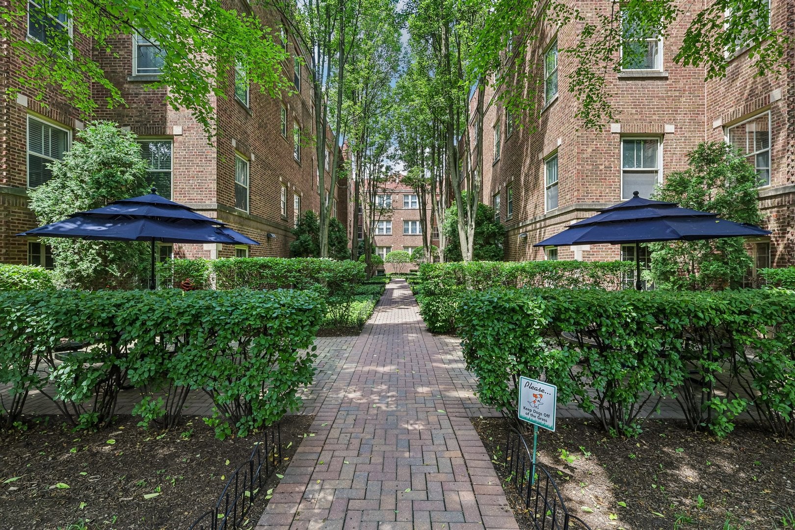 219 N Oak Park Avenue 2E