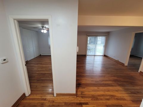 Tiny photo for 9588 Terrace Place #1F, Des Plaines, IL 60016 (MLS # 12587928)