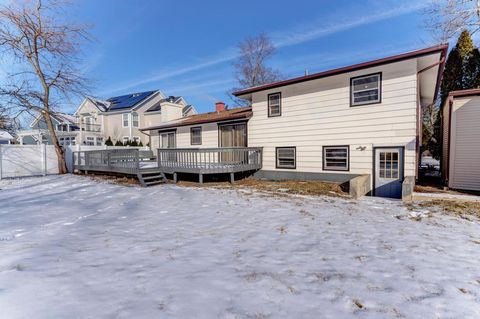 Tiny photo for 28W313 Batavia Road, Warrenville, IL 60555 (MLS # 12557967)