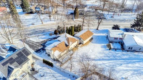 Tiny photo for 28W313 Batavia Road, Warrenville, IL 60555 (MLS # 12557967)