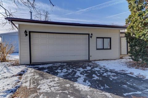 Tiny photo for 28W313 Batavia Road, Warrenville, IL 60555 (MLS # 12557967)