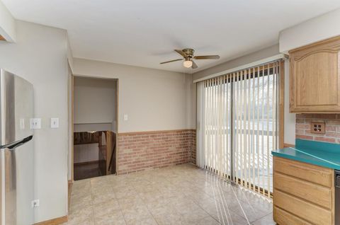 Tiny photo for 28W313 Batavia Road, Warrenville, IL 60555 (MLS # 12557967)