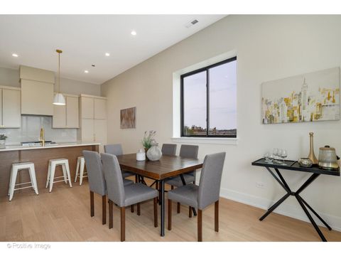 Tiny photo for 5340 N Lincoln Avenue #401, Chicago, IL 60625 (MLS # 12619498)