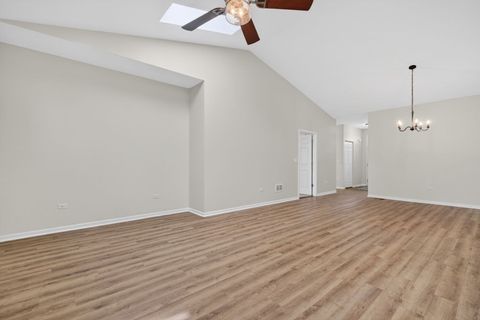 Tiny photo for 21533 Papoose Lake Court, Crest Hill, IL 60403 (MLS # 12621433)