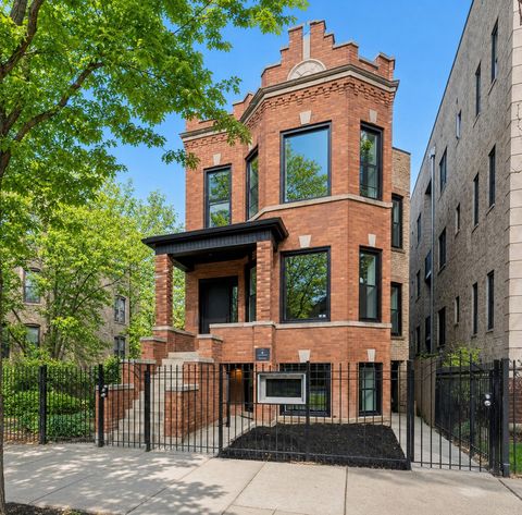 Photo of 2049 N Kedzie Avenue #GF, Chicago, IL 60647 (MLS # 12661932)