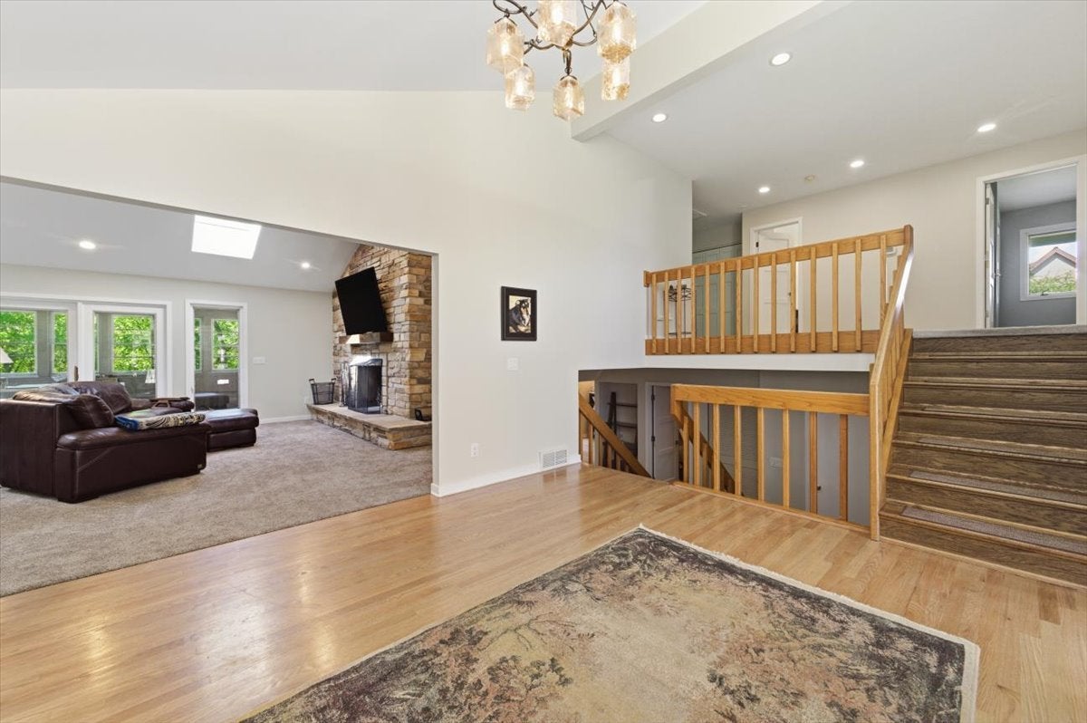 71 Oak Creek Drive
