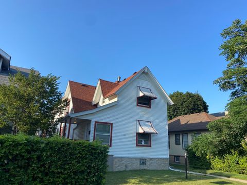 1811 Emerson Street Evanston IL 60201