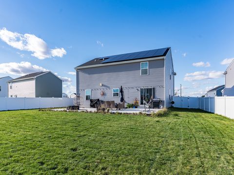 Tiny photo for 420 Monterey Street, Yorkville, IL 60560 (MLS # 12503655)