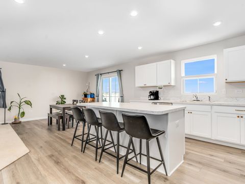 Tiny photo for 420 Monterey Street, Yorkville, IL 60560 (MLS # 12503655)