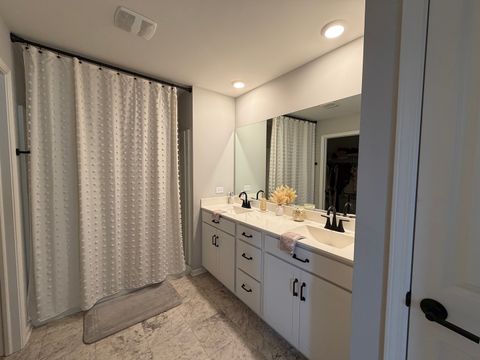 Tiny photo for 303 Gladys Avenue, Joliet, IL 60436 (MLS # 12598774)