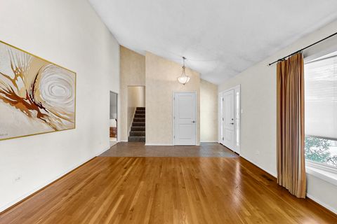 Tiny photo for 929 W Surrey Road, Addison, IL 60101 (MLS # 12472306)