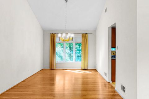Tiny photo for 929 W Surrey Road, Addison, IL 60101 (MLS # 12472306)