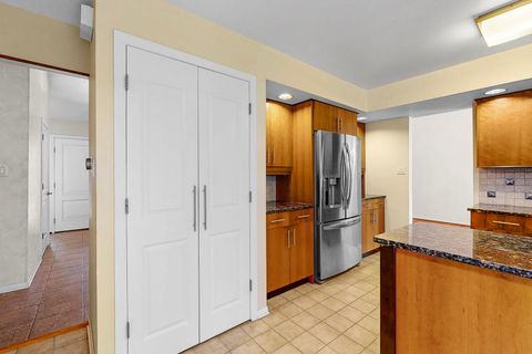 Tiny photo for 929 W Surrey Road, Addison, IL 60101 (MLS # 12472306)