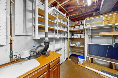 Tiny photo for 929 W Surrey Road, Addison, IL 60101 (MLS # 12472306)