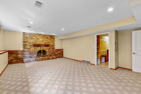 Tiny photo for 929 W Surrey Road, Addison, IL 60101 (MLS # 12472306)