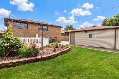 Tiny photo for 7624 173rd Place, Tinley Park, IL 60477 (MLS # 12761982)