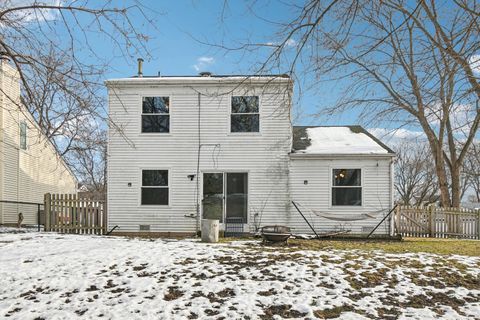 Tiny photo for 1420 Greenridge Avenue, Algonquin, IL 60102 (MLS # 12533411)