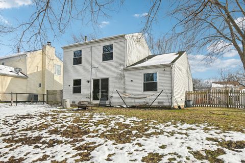 Tiny photo for 1420 Greenridge Avenue, Algonquin, IL 60102 (MLS # 12533411)