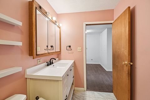 Tiny photo for 1420 Greenridge Avenue, Algonquin, IL 60102 (MLS # 12533411)