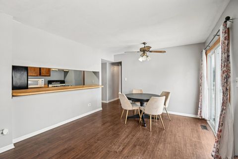 Tiny photo for 1420 Greenridge Avenue, Algonquin, IL 60102 (MLS # 12533411)