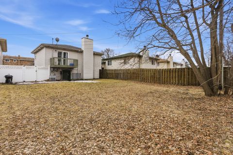 Tiny photo for 2736 E Goodrich Avenue E, Burnham, IL 60633 (MLS # 12609830)