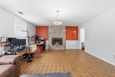 Tiny photo for 2736 E Goodrich Avenue E, Burnham, IL 60633 (MLS # 12609830)