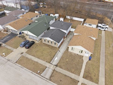 Tiny photo for 2736 E Goodrich Avenue E, Burnham, IL 60633 (MLS # 12609830)