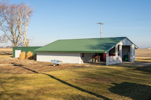 Tiny photo for 190 N 20th Road, Peru, IL 61354 (MLS # 12589402)