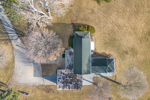 Tiny photo for 190 N 20th Road, Peru, IL 61354 (MLS # 12589402)
