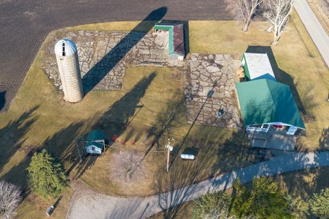 Tiny photo for 190 N 20th Road, Peru, IL 61354 (MLS # 12589402)