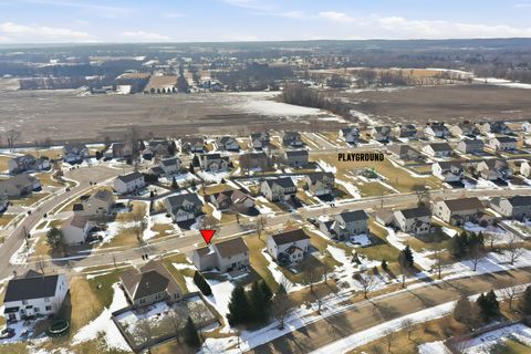 Tiny photo for 6710 Killala Drive, McHenry, IL 60050 (MLS # 12561094)