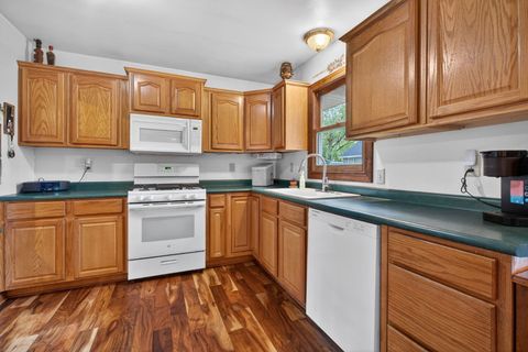 Tiny photo for 1555 N Rollin Lane, Coal City, IL 60416 (MLS # 12623556)